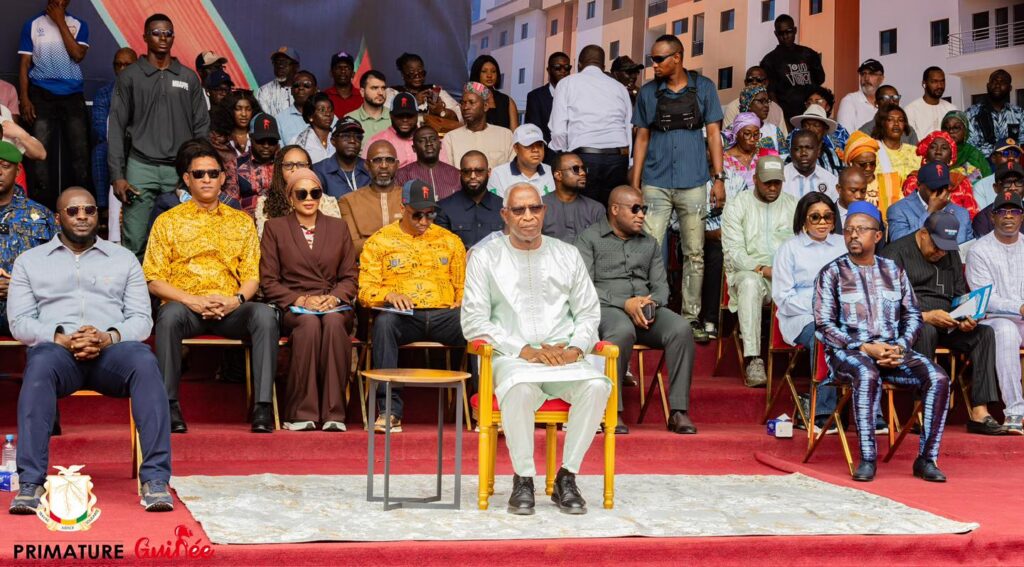 Guinée : Le premier ministre Amadou Oury Bah annonce des mesures contre les forages anarchiques à Conakry