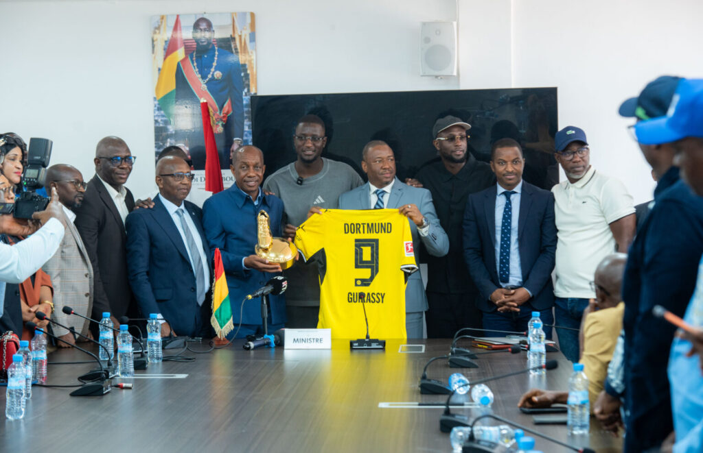 Guinée/Football: La FGF reçoit l&rsquo;international guinéen Serhou Guirassy avec son soulier d&rsquo;Or