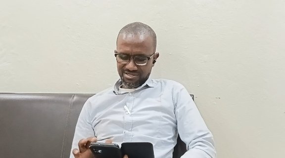 Labé : Un juriste dénonce l’abandon des enfants vivant dans une décharge publique