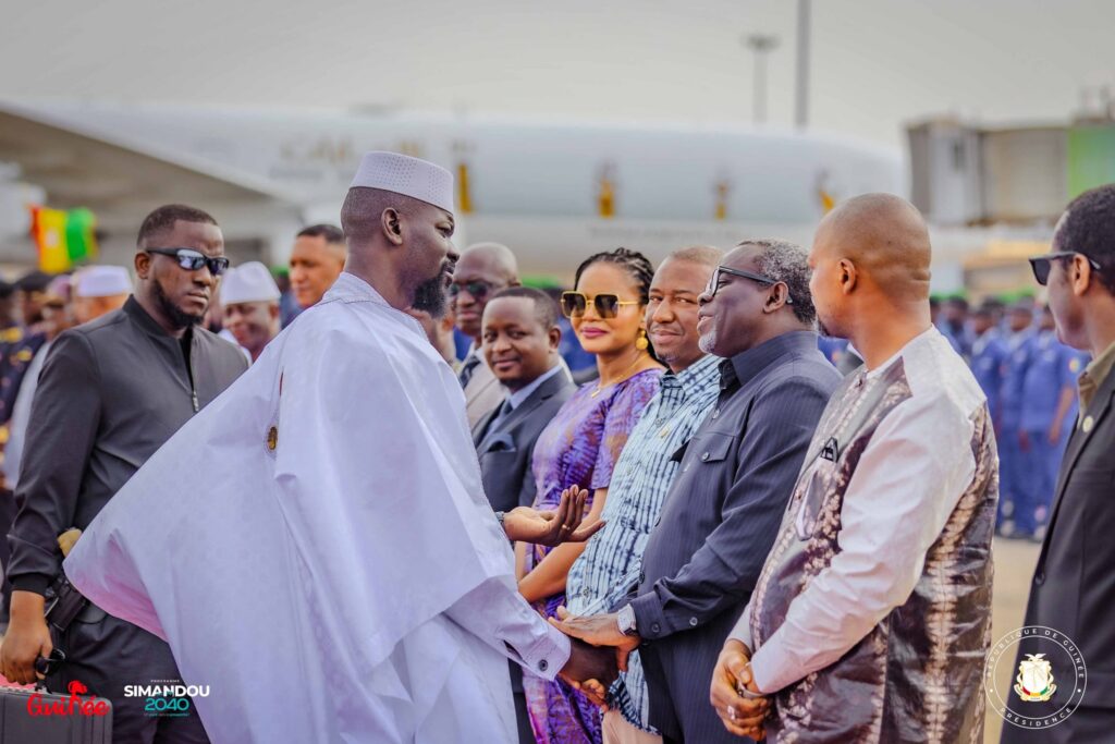 Conakry : retour du Président Mamadi DOUMBOUYA après une tournée africaine à forte portée diplomatique et économique