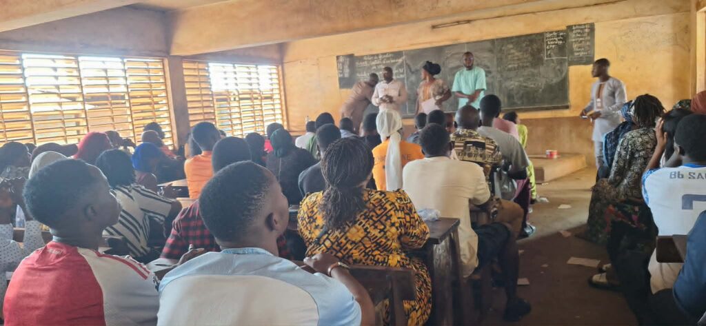 Conakry/Tombolia-Elections : Tenue d’une formation pour les membres des bureaux de vote