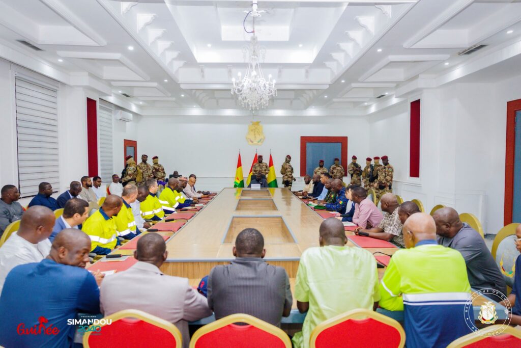 Raffinage de l’or en Guinée : le Président Mamadi DOUMBOUYA, fixe le cap du raffinage local de l’or pour accélérer l’industrialisation irréversible du pays