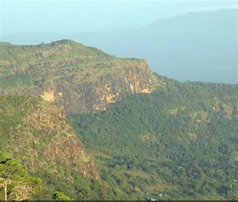 Carnet de route d&rsquo;un journaliste: La Guinée au paysage luxuriant