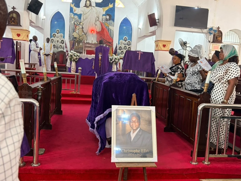Page noire: Christophe Eda a regagné sa dernière demeure au cimetière de Cameroun