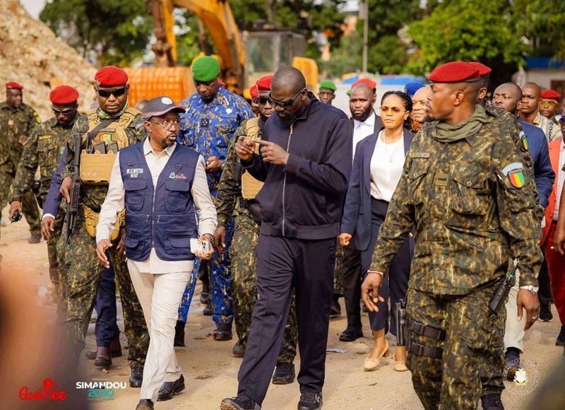 Modernisation de Conakry : Le Président Mamadi Doumbouya visite les chantiers de l’hôpital Ignace Deen, l’ancienne Maison Centrale et la Cité Chemin de fer