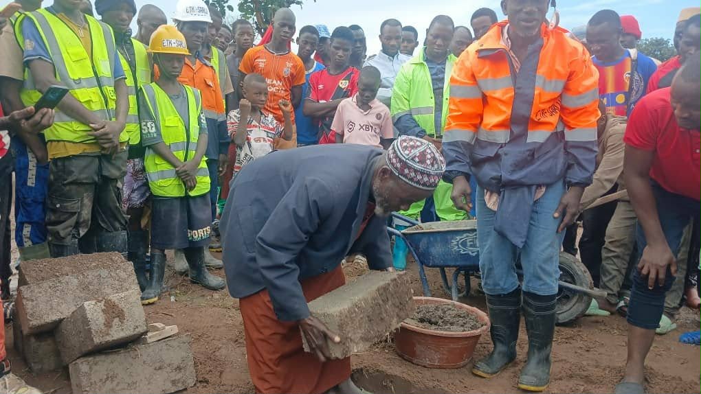 Gbessoba : une nouvelle école primaire pour soulager les élèves du district de Böröla