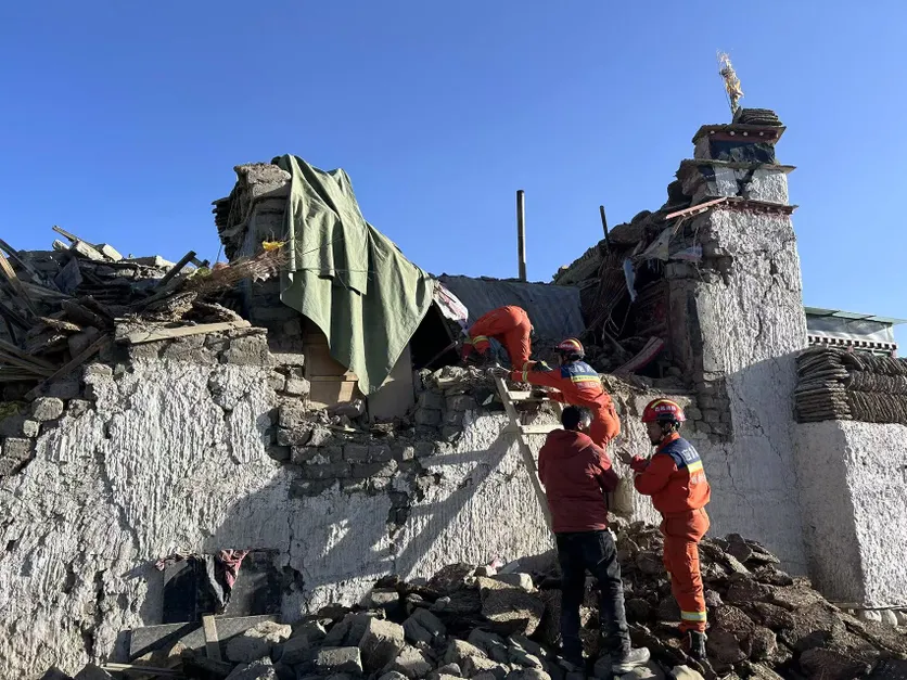 Chine : un séisme de magnitude 7 fait au moins 16 morts au Tibet