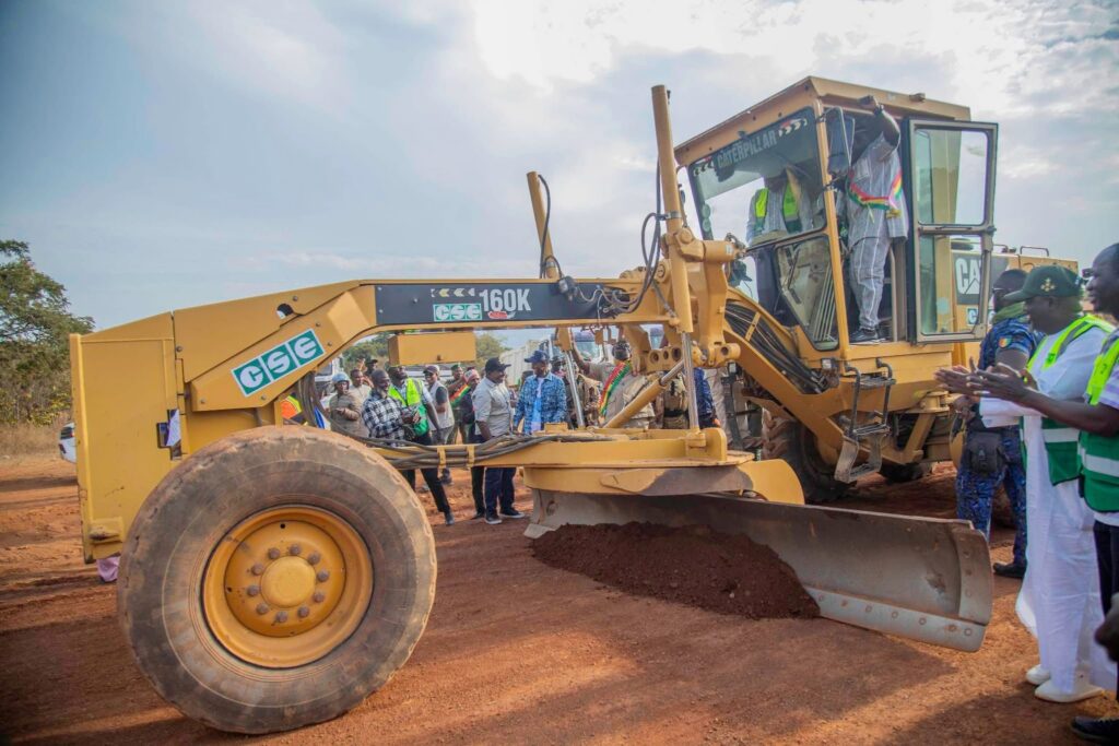 Labé–Koubia-Tougué : le gouvernement accélère les préparatifs pour le bitumage et la construction du pont sur le Bafing